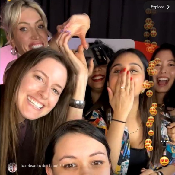 ๐ฑCAITIEโs LIVE SHOW๐ - Picture 7 of 15